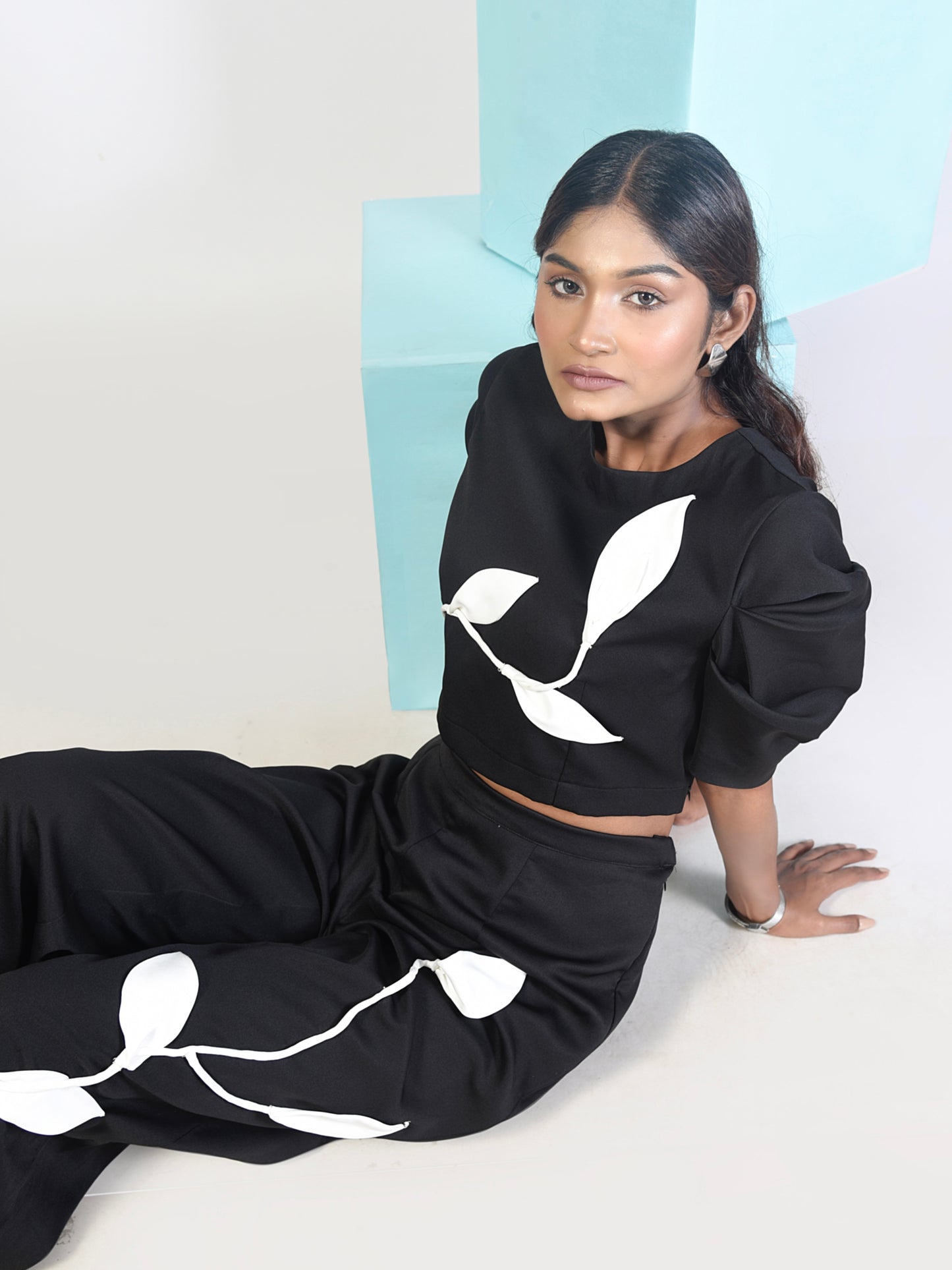 Noir Vine Set